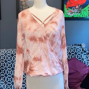 Aeropostale super cute pink tye dye blouse💯🎊🎉